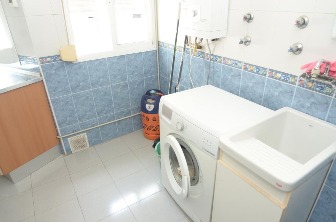 Habitacion Grande Con Terraza Privada, Malaga Centro Exteriör bild