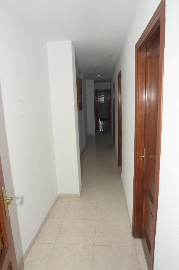 Habitacion Grande Con Terraza Privada, Malaga Centro Exteriör bild