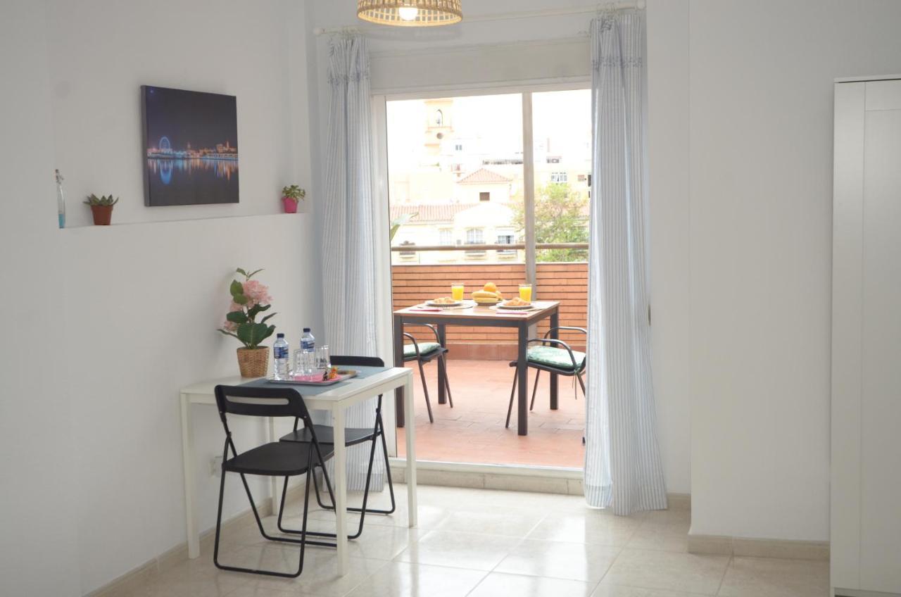 Habitacion Grande Con Terraza Privada, Malaga Centro Exteriör bild